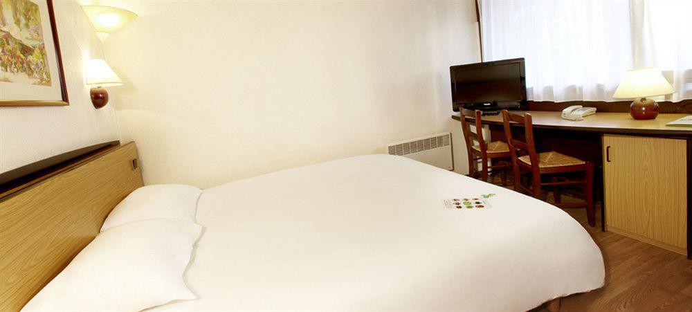 Campanile Villeneuve-Sur-Lot Δωμάτιο φωτογραφία
